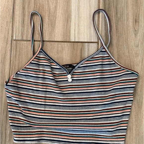 Shein Medium Tank Bundle - Picture 10 of 12